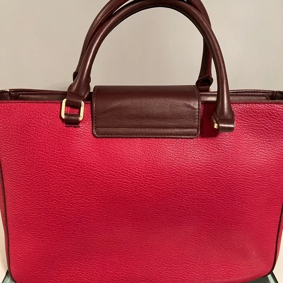 Hand Bag - Picture 2 of 8